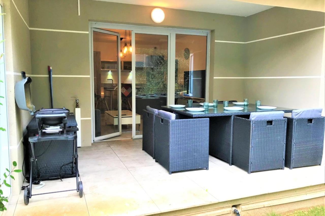 Centre Juan Les Pins 1 Bedroom With Ac, Swimming Pool And Parking Buitenkant foto