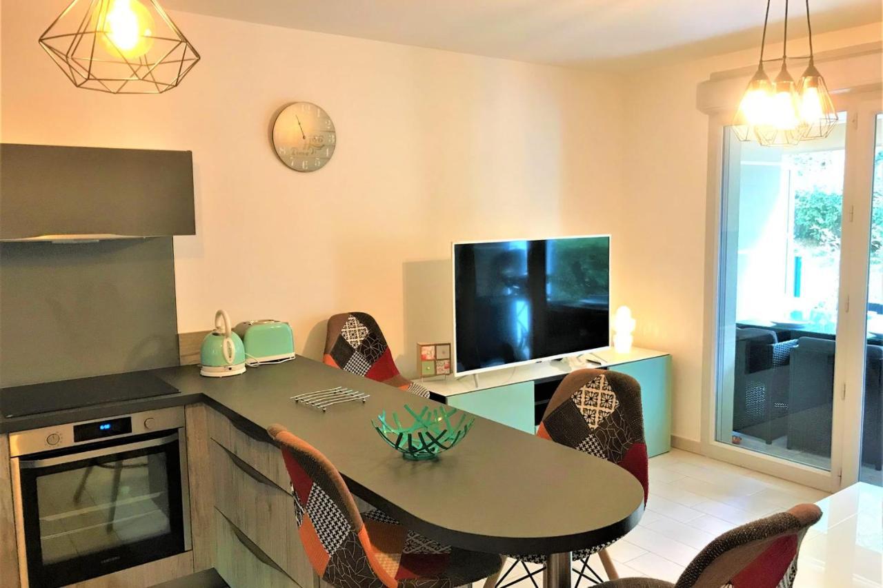 Centre Juan Les Pins 1 Bedroom With Ac, Swimming Pool And Parking Buitenkant foto