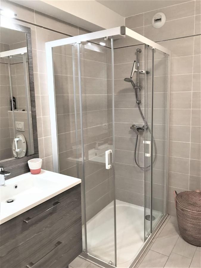 Centre Juan Les Pins 1 Bedroom With Ac, Swimming Pool And Parking Buitenkant foto