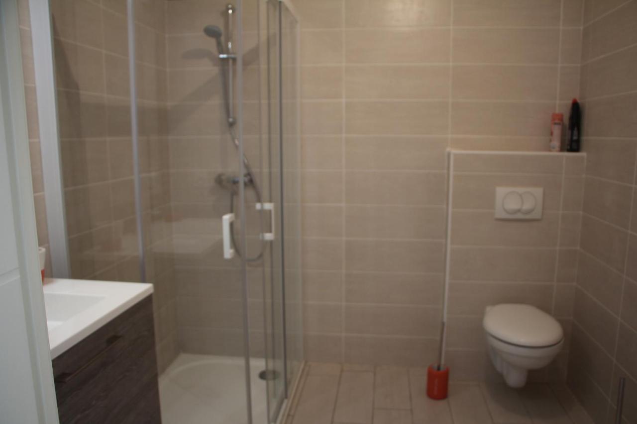 Centre Juan Les Pins 1 Bedroom With Ac, Swimming Pool And Parking Buitenkant foto