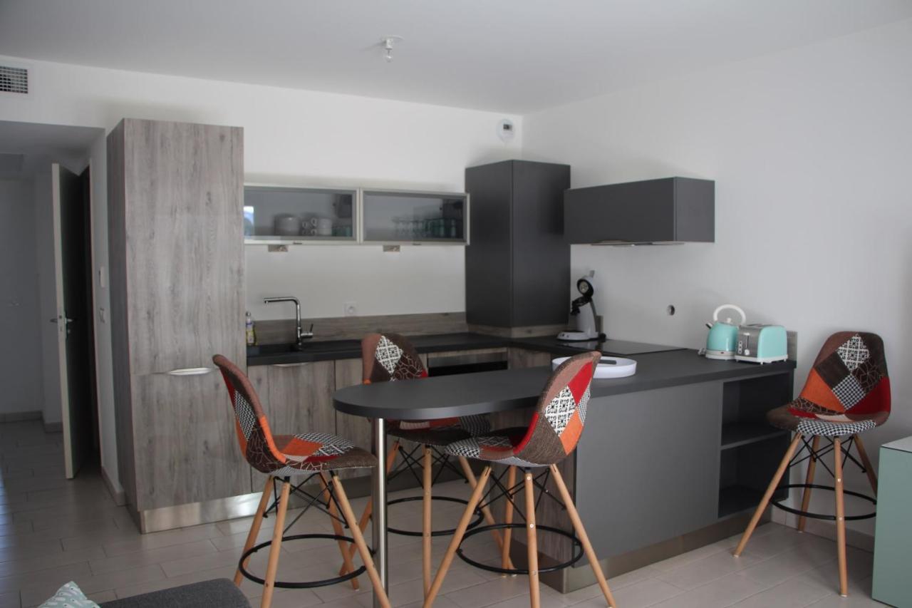 Centre Juan Les Pins 1 Bedroom With Ac, Swimming Pool And Parking Buitenkant foto